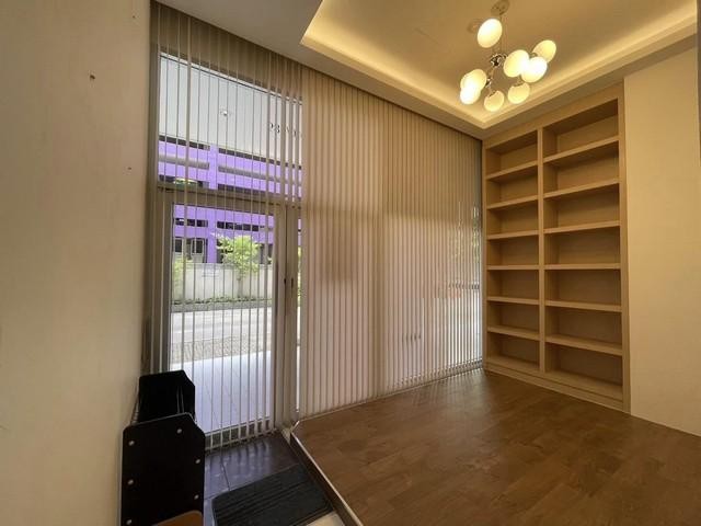 POR3488 ให้เช่า ขายสำนักงาน 68.85 ตรม. ชั้น 1 อาคารสาธรเฮ้าส์ ติด BTS สุรศักดิ์ (สาทรเหนือ) พร้อมเฟอร์นิเจอร์ ถนนสาทรเหนือ  เขตบางรัก