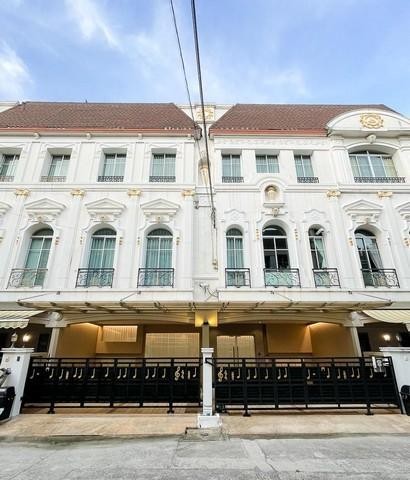 PO33 ให้เช่า  บ้านกลางกรุง แกรนด์เวียนนา พระราม 3 Baan Klangkrung Grande Vienna Rama 3