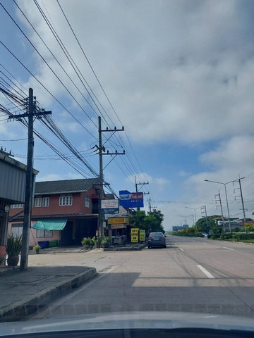 โรงแรมอินโดจีน ใจกลางเมืองลำปาง ขนาดพื้นที่  1-2-37 ไร่  ทำเลดี เดินทางสะดวก พื้นที่จอดรถมากกว่า50 คัน   ZN585 