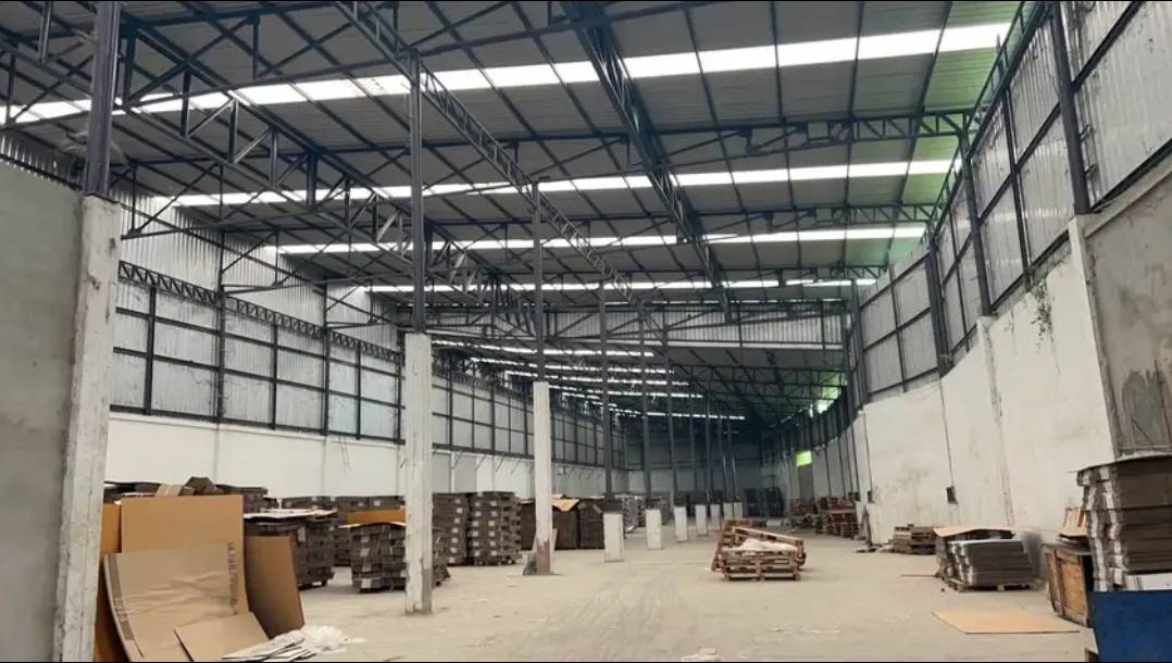 รหัสทรัพย์ R2904 ให้เช่า โรงงาน คลังสินค้า สามารถขอใบอนุญาติอุตสาหกรรมได้ (พื้นที่สีม่วง) ดอนตูม นครปฐม