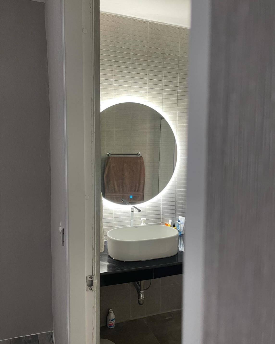 รหัสทรัพย์ R2901 ขาย อาคาร 3ชั้น  ตึกเพิ่งสร้างใหม่ อายุ 2 ปี ใกล้มหาวิทยาลัยหอการค้าไทย ซอยวิภาวดี 