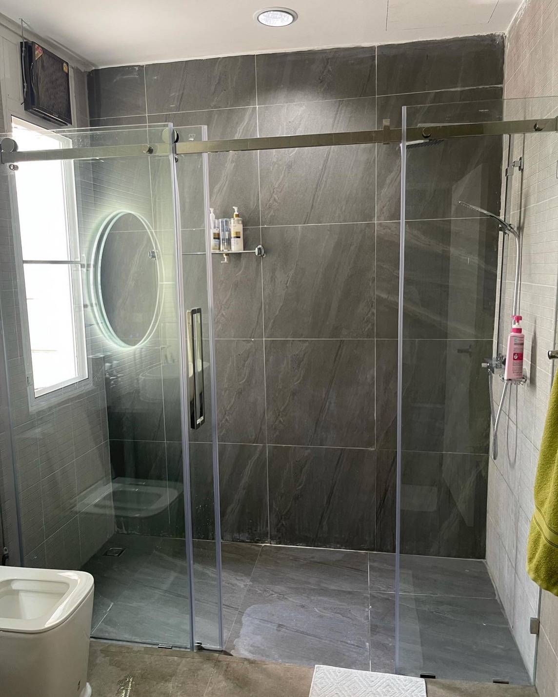 รหัสทรัพย์ R2901 ขาย อาคาร 3ชั้น  ตึกเพิ่งสร้างใหม่ อายุ 2 ปี ใกล้มหาวิทยาลัยหอการค้าไทย ซอยวิภาวดี 