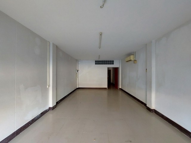 ขายอาคารพาณิชย์  อำเภอกุมภวาปี อุดรธานี (PKK04-05706)