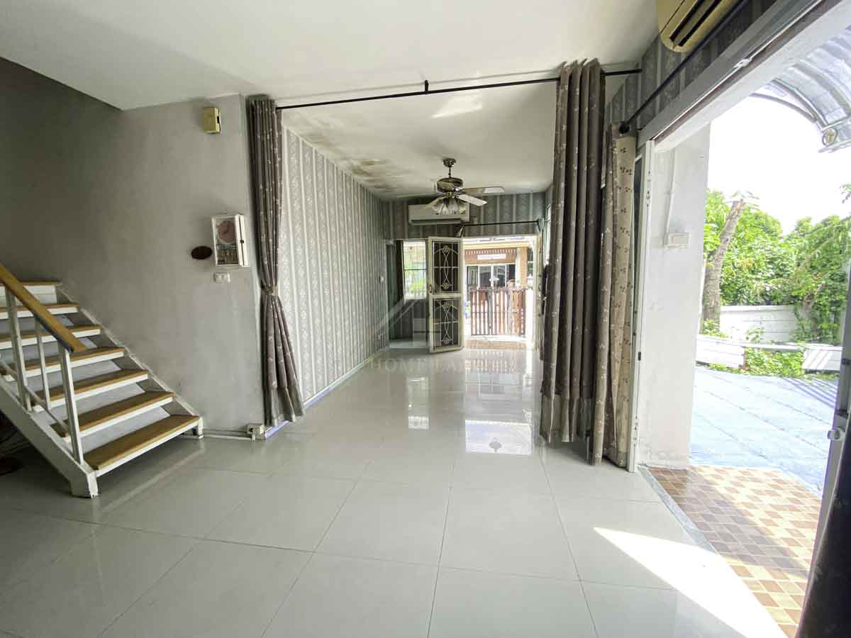ทาวน์โฮม 2 ชั้น หมู่บ้านอารียา เดอะคัลเลอร์ ติวานนท์ เฟส 2 หลังริม