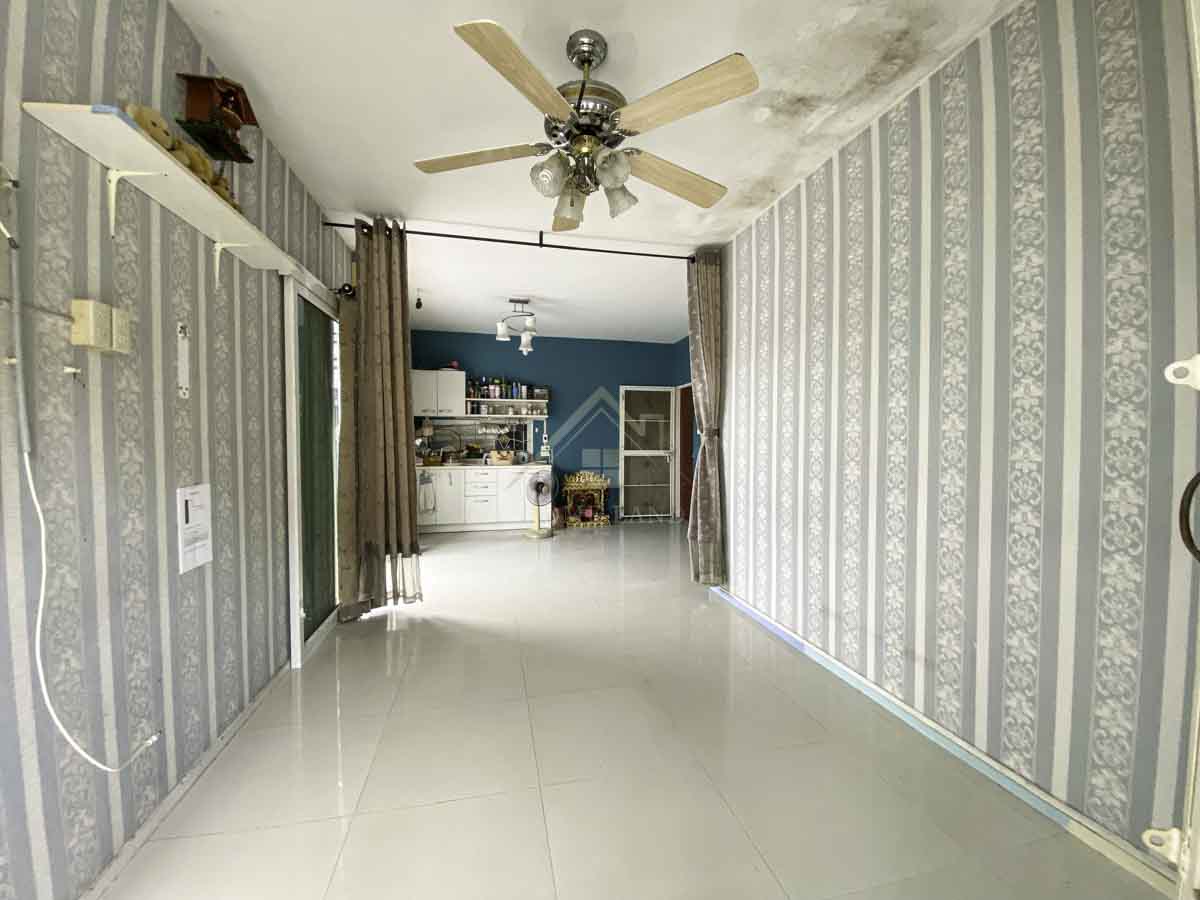 ทาวน์โฮม 2 ชั้น หมู่บ้านอารียา เดอะคัลเลอร์ ติวานนท์ เฟส 2 หลังริม