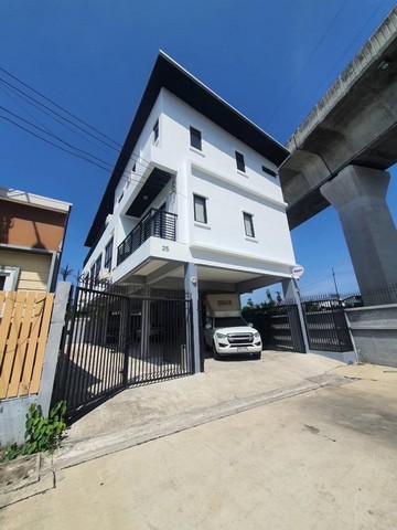 C4077 ให้เช่าอาคารสำนักงาน 3 ชั้น ย่านพระราม9 ซอย60 อาคารเปล่าไม่มีเฟอร์นิเจอร์ ใกล้เดอะไนน์พระราม9 ใกล้ทางด่วนศรีรัช