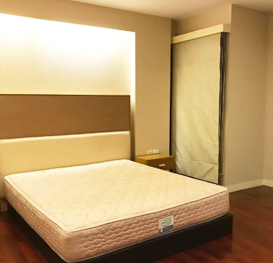  ให้เช่าทาวน์โฮม 4 ชั้น บ้านกลางเมือง พระรามเก้า-ลาดพร้าว ห้องมุม เนื้อที่ 50 ตรว มีสวนด้านข้าง ใกล้เลียบด่วนเอกมัย รามอินทรา 
