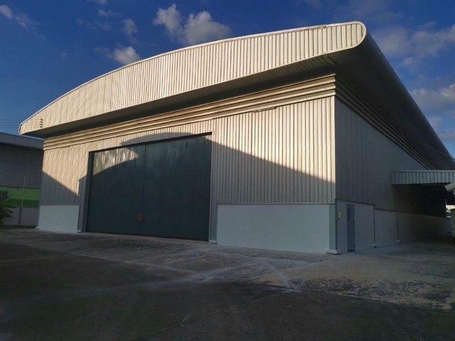 C2632 ขายโรงงานผลิตชิ้นส่วนยานยนต์ 5 ไร่ ติดถนนสุวินทวงศ์ บางน้ำเปรี้ยว ฉะเชิงเทรา