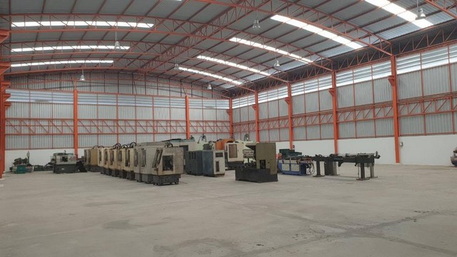 C2632 ขายโรงงานผลิตชิ้นส่วนยานยนต์ 5 ไร่ ติดถนนสุวินทวงศ์ บางน้ำเปรี้ยว ฉะเชิงเทรา