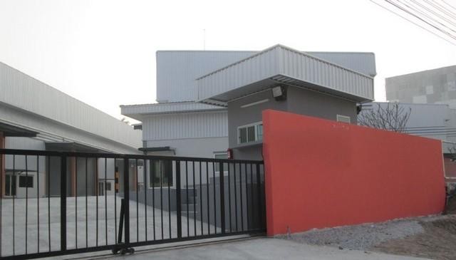 C4053 ให้เช่าโกดังโรงงาน 450 ตรม และ 335 ตรม ติดถนนมอเตอร์เวย์ ใกล้บางแสน บางพระ ศรีราชา ชลบุรี