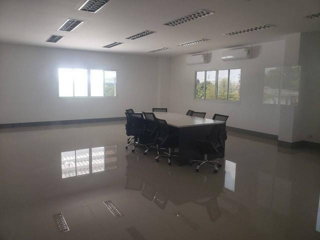 C4058 ขายโรงงาน 2000 ตรม พื้นที่สีม่วง ใกล้นิคมเกตุเวย์ แปลงยาว ฉะเชิงเทรา