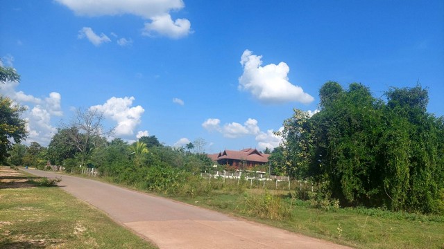 เช่าที่ดินสวย ติดหนองกอมเกาะ 1-0-64 ไร่  ต.หนองกอมเกาะ อ.เมือง จ.หนองคาย   ZP080