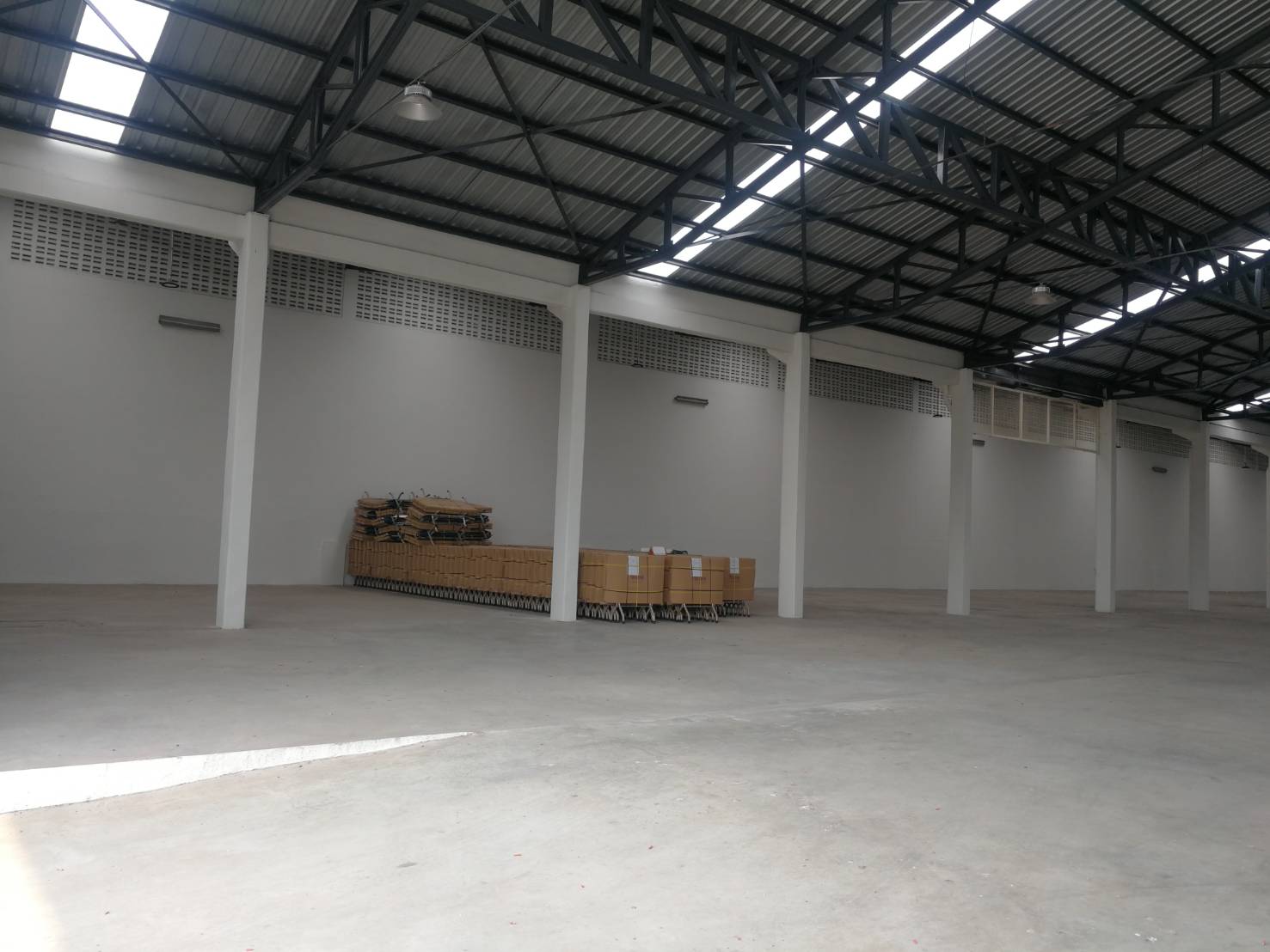 รหัสทรัพย์ R2910 ปล่อยเช่า โกดังพร้อมออฟฟิศ เป็นพื้นที่สีส้ม ซอยวัดชมนิมิตร ย่านสุขสวัสดิ์ ประชาอุทิศ 