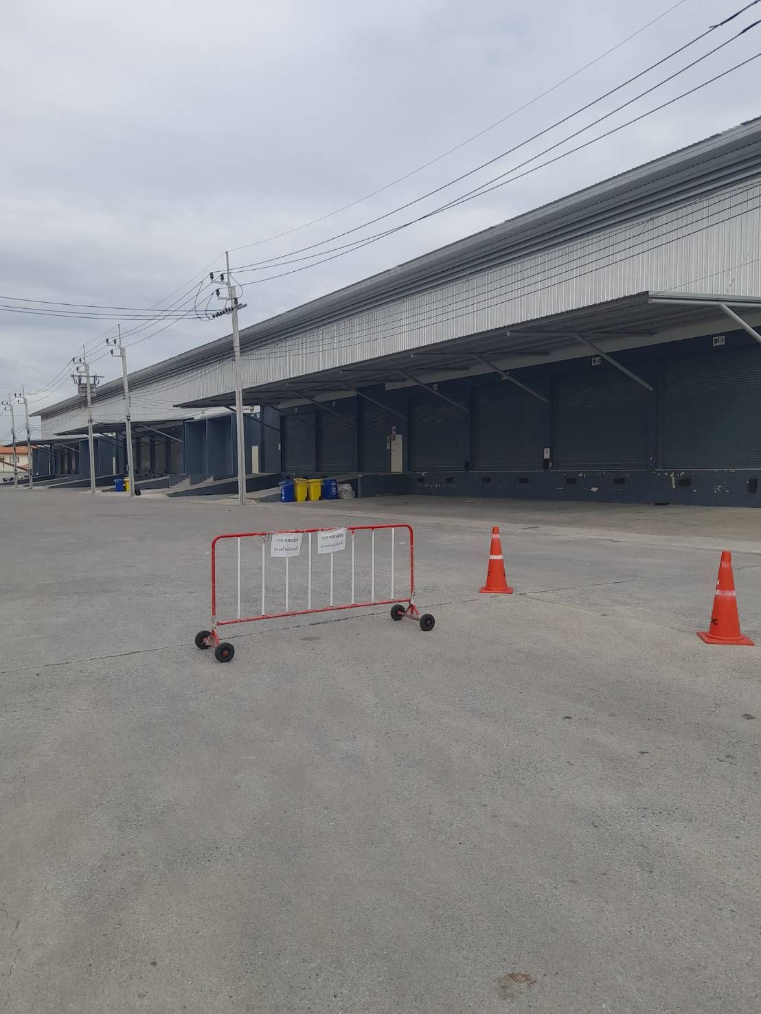 รหัสทรัพย์ R2907 ให้เช่า โกดัง โรงงาน พร้อมสำนักงาน เป็นพื้นที่สีเหลือง บางเสาธง สมุทรปราการ