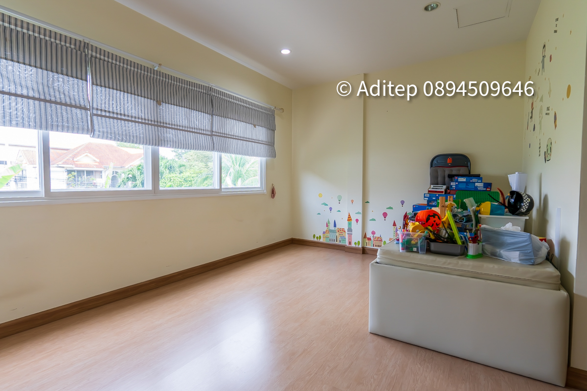 ขาย ทาวน์โฮม โชคชัย 4 ม.ภัทรา วิลล่า 8 สตรีวิทยา 2 ซอย 10 ขนาด 3 ชั้น 21 ตรว. 3 ห้องนอน 4 ห้องน้ำ เฟอร์บิ้วอิน