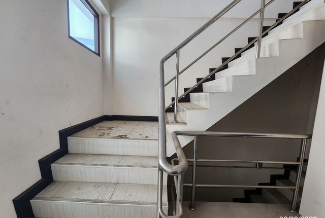 ขายอาคารพาณิชย์  อำเภอเมืองร้อยเอ็ด ร้อยเอ็ด (PKK04-05700)