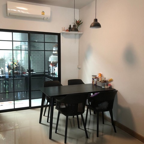 ให้เช่าทาวน์เฮาส์2ชั้นเดอะ ริคโค้ ทาวน์ พหลโยธิน - วัชรพล2นอน3น้ำ เฟอร์ครบพร้อมอยู่