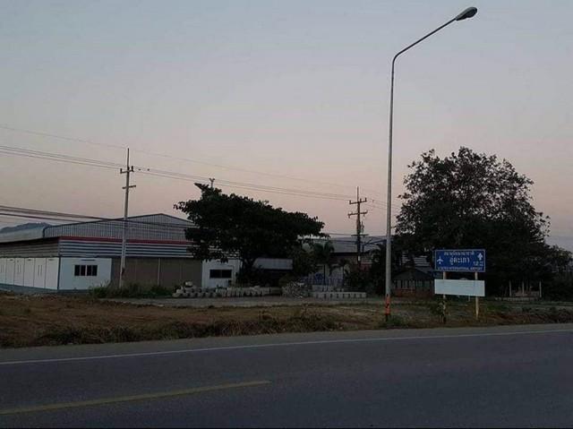 BST553 ให้เช่าโกดัง 380 ตร.ม.ติดถนน 332 บางเสร่ สัตหีบ ใกล้สนามบินนานาชาติอู่เภา 8 กม  และท่าเรือจุกเสม็ด 12 กม