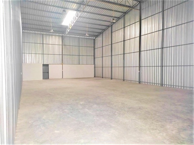 ไทวัสดุ ชัยพฤกษ์ โฮมโปร  1ห้อง 1น้ำ จอดรถได้หลายคันนนทบุรี โกดังสร้างใหม่ ไฟฟ้า3เฟส 145ตรม.