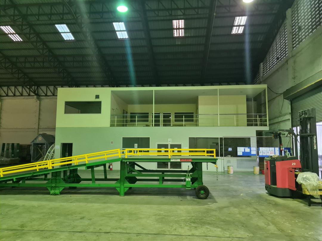 EPL-WH0569 ให้เช่าโกดัง-โรงงาน บางเสาธง สมุทรปราการ พร้อมสำนักงาน เป็นพื้นที่สีเหลือง  เนื้อที่ 786 ตรว. พื้นที่ใช้สอย 2,500 ตรม. ไฟ 3 เฟส 