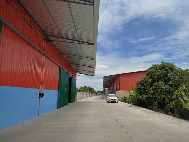 โกดังให้เช่า ย่านวัดต้นเชือก อ.บางใหญ่ จ.นนทบุรี  (ไทรน้อย-ศาลายา) ไฟฟ้า 3 เฟส