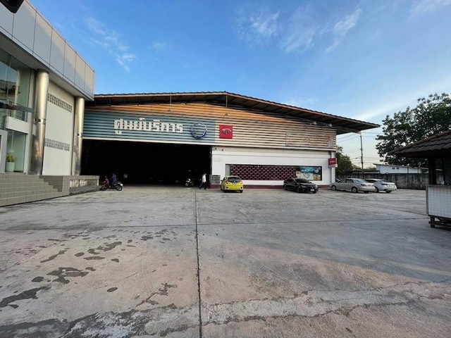 ให้เช่าอาคารสำนักงาน โชว์รูมรถ ถนน วิภาวดีรังสิต 70 หลักสี่ พื้นที่ ประมาณ 2ไร่ 2งาน    