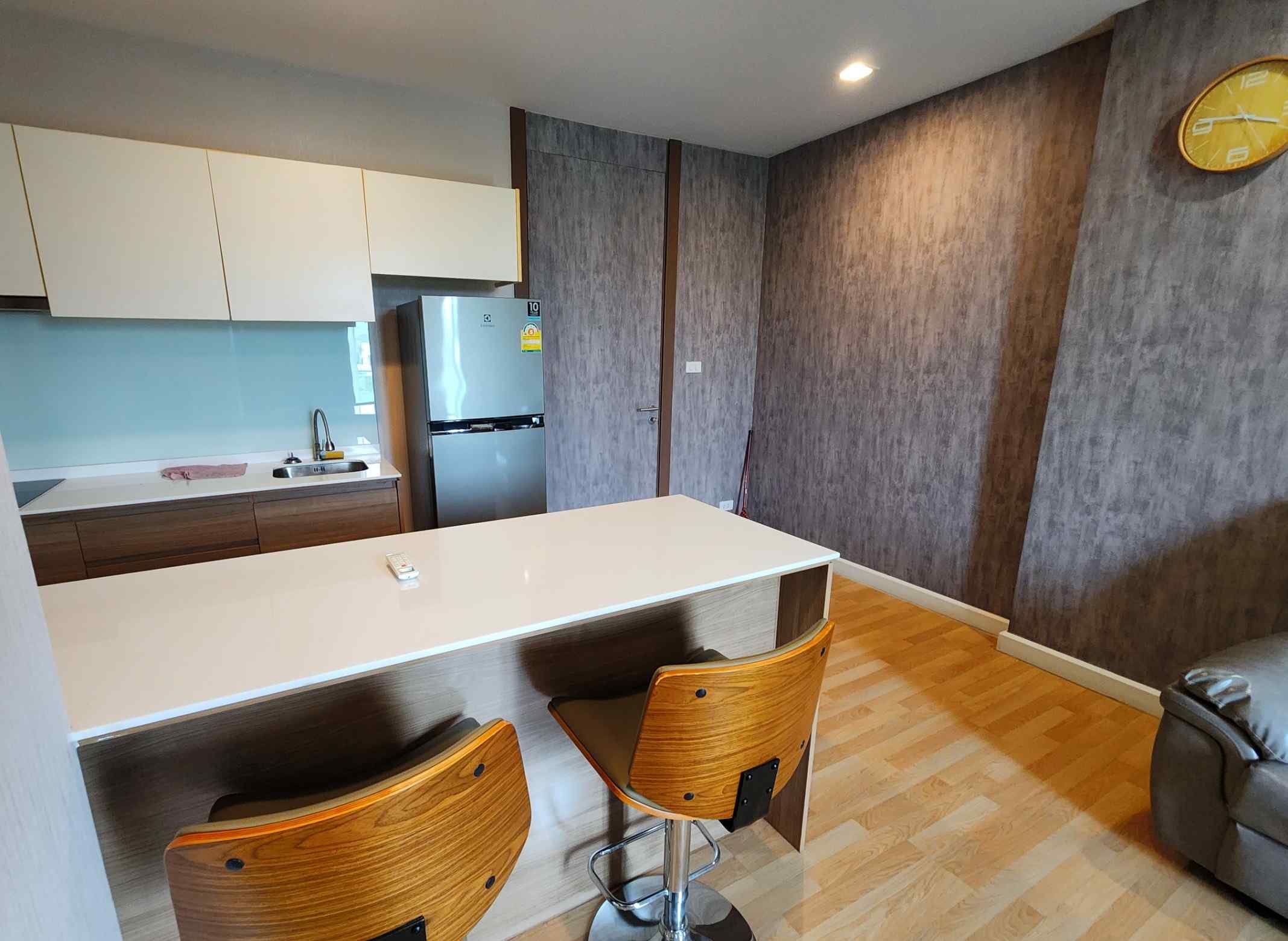ขายคอนโด Green Lake Condo ศรีราชา ใกล้แนวทางรถไฟฟ้าความเร็วสูง EEC 