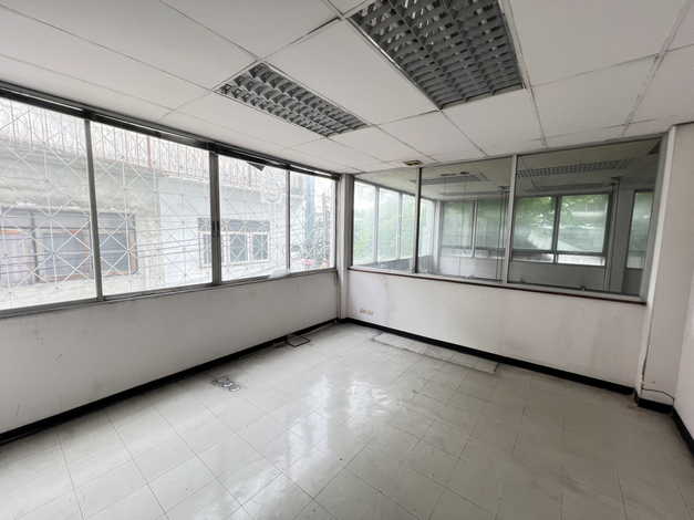 ขาย/เช่า อาคารพานิชย์ 3 ชั้น 2 คูหา เจาะทะลุถึงกัน บางซื่อ กรุงเทพมหานคร