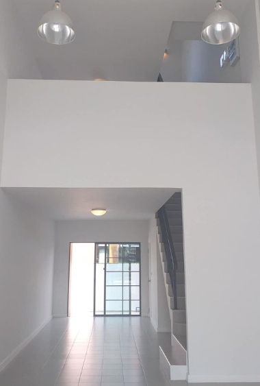 ให้เช่าอาคาร3.5 ชั้น เพชรเกษม 81 โครงการสิริ อเวนิว  เหมาะทำธุรกิจ หน้าร้าน สำนักงาน