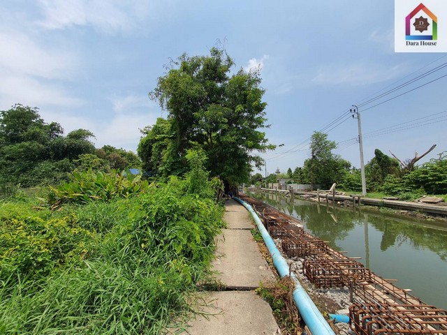 พื้นที่ดิน ขายที่ดิน ถ.เพชรเกษม 110 แยก 19 ต.หนองค้างพลู อ.หนองแขม กรุงเทพ  14500000 BAHT ใกล้ โรงเรียนบ้านขุนประเทศ Hot!! ที่ดินรูปสี่เหลี่ยมผืนผ้าสวย ด้านหน้าติดถนน ด้านหลังติดคลอง