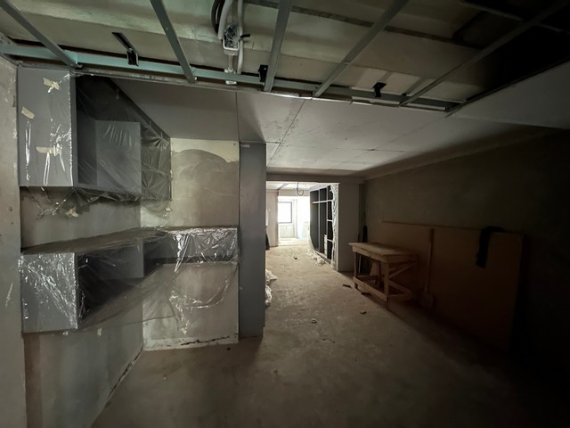 ขายอาคารพาณิชย์ ทำเลทองแน่นอน เข้าซ.เพชรเกษม 39/3 บางแค กรุงเทพ เนื้อที่ 14 ตารางวา