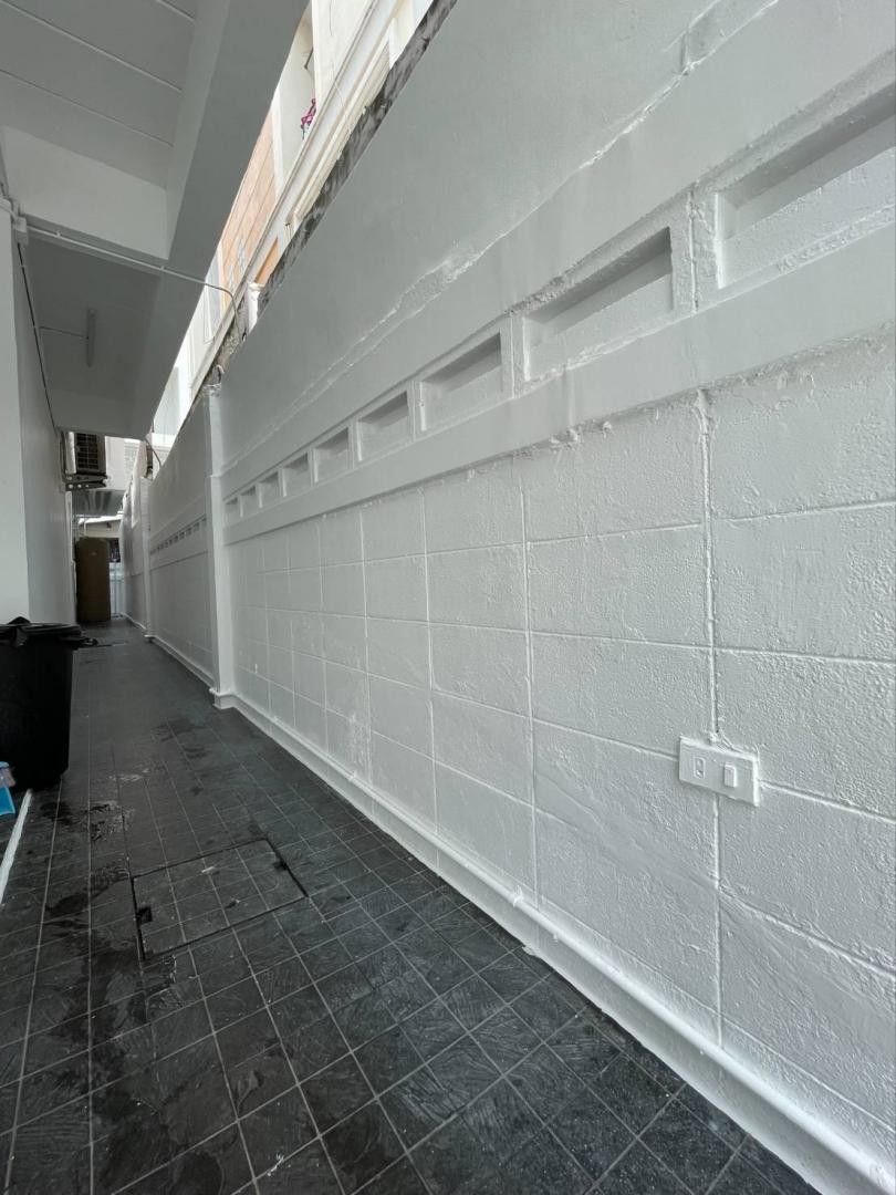 ขายอาคาร 3 ชั้น ตึกสร้างใหม่ ซอยวิภาวดี ใกล้มหาวิทยาลัยหอการค้าไทย