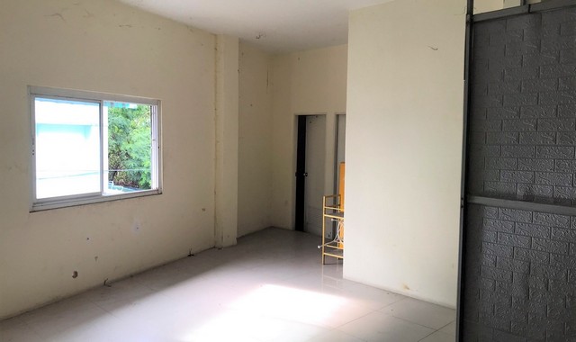 ขายอาคารพาณิชย์  อำเภอเมืองอุบลราชธานี อุบลราชธานี (PKK04-05573)