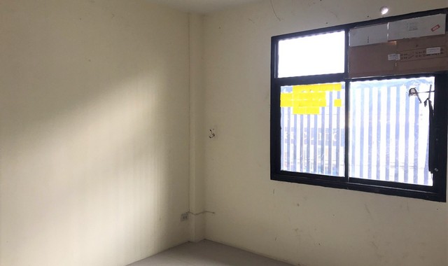 ขายอาคารพาณิชย์  อำเภอเมืองอุบลราชธานี อุบลราชธานี (PKK04-05573)