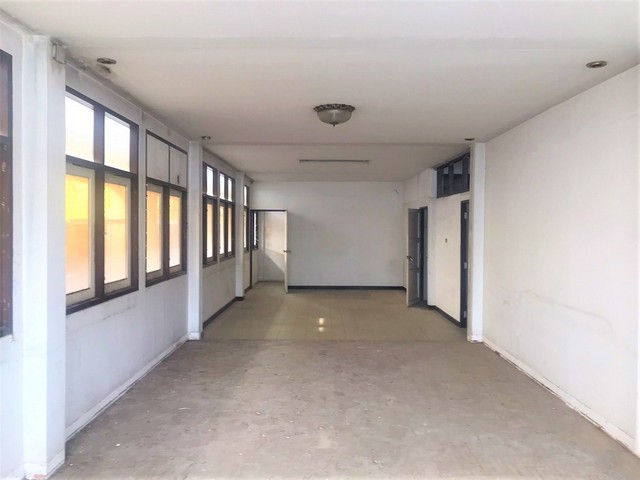 ขายอาคารพาณิชย์ อำเภอเมืองอุบลราชธานี อุบลราชธานี (PKK04-04578)