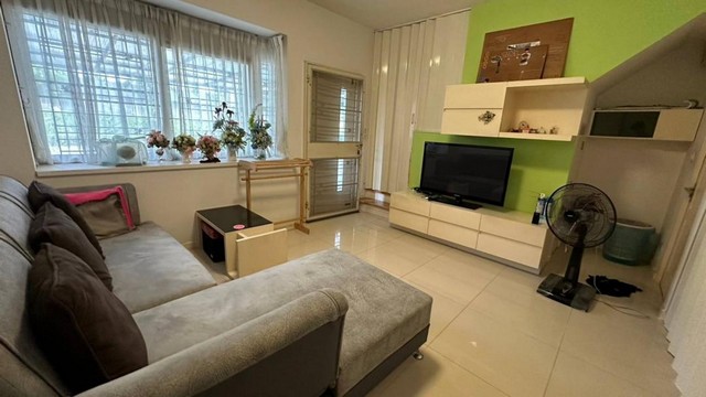 ให้เช่าทาวน์โฮม 3 ชั้น 3 ห้องนอน โครงการบ้านใหม่ กรุงเทพกรีฑาซอย 7 เฟอร์นิเจอร์ครบพร้อมอยู่