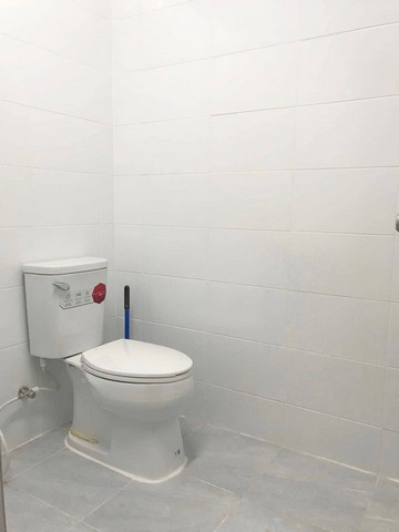 ให้เช่าอาคารพาณิชย์ 3.5 ชั้น ทำเลสุขสวัสดิ์31/1 ใกล้ถนนใหญ่เพียง80เมตร