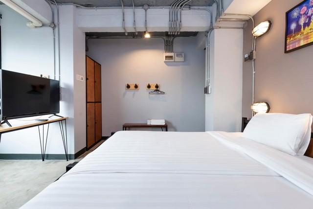 ขายโรงแรม 8 ชั้น 20 ห้องนอน  พร้อมออฟฟิศปล่อยเช่า ใกล้สถานี MRT หัวลำโพงประมาณ 400 เมตร ใกล้จามจุรีสแควร์