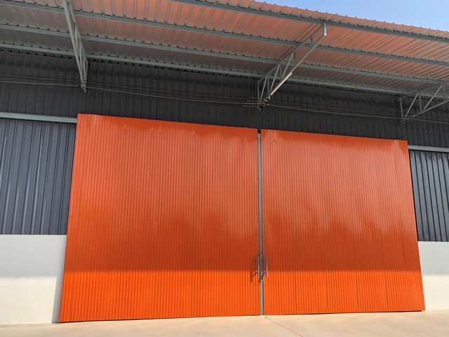 โกดังใหม่ ให้เช่า 190 ตรม. เสาธงหิน  ตั้งอยู่หลังหมู่บ้านพฤกษา39 ต.เสาธงหิน อ.บางใหญ่ จ.นนทบุรี  ไฟฟ้า 3 เฟส