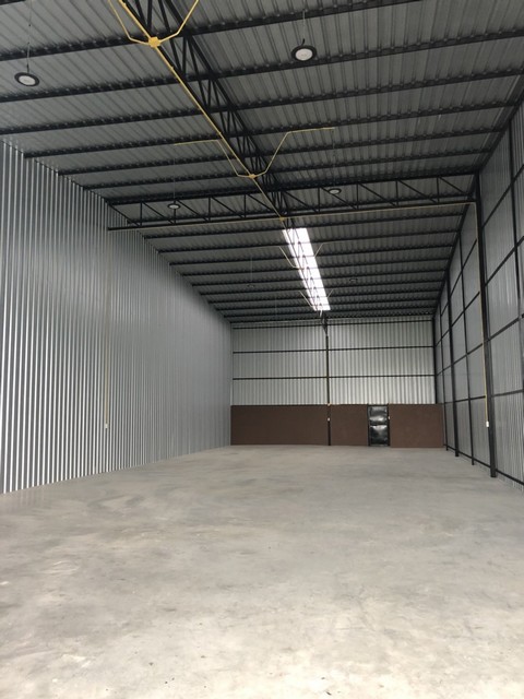 โกดังให้เช่า  ย่านคลองสี่  อ.คลองหลวง จ.ปทุมธานี  ไฟฟ้า 3 เฟส