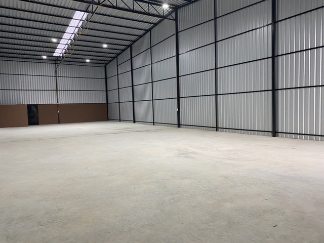 โกดังให้เช่า  ย่านคลองสี่  อ.คลองหลวง จ.ปทุมธานี  ไฟฟ้า 3 เฟส