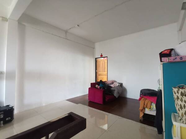  ขาย​ ตึก​4.5ชั้น​ ทำเลดีใกล้​Mrt.ท่าพระ​ ซ.เพชรเกษม 