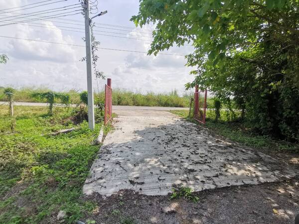 ขาย ที่ดินแปลงสวยติดถนนสาธารณะ อำเภอสวนผึ้ง  ขนาด 1ไร่