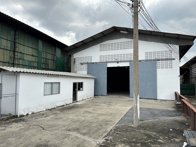 รหัสC5891 ให้เช่าโกดัง พื้นที่ 1,105 ตารางเมตร ไฟฟ้า 3เฟส ตำบลนาดี สมุทรสาคร