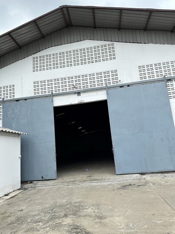 รหัสC5891 ให้เช่าโกดัง พื้นที่ 1,105 ตารางเมตร ไฟฟ้า 3เฟส ตำบลนาดี สมุทรสาคร