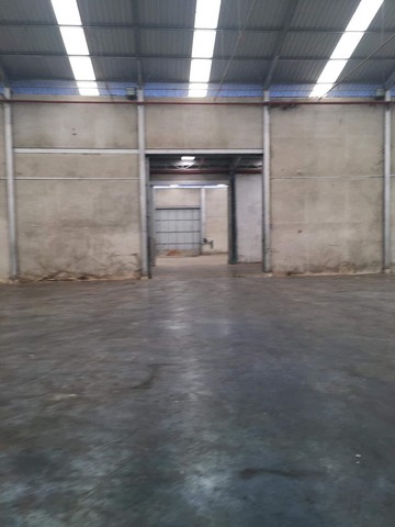 ให้เช่าโกดัง หรือโรงงานใหญ่ พร้อมใช้งาน ตำบล ระหาร  อำเภอ บางบัวทอง  นนทบุรี