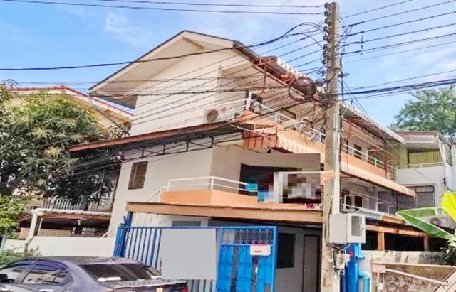 ขายหอพัก-อพาร์ทเม้นท์ 3ชั้น ย่านลาดพร้าว ตลาดโต้รุ่งโชคชัย 49ตรว. 440ตรม. 15นอน 15น้ำ 3จอดรถ 6แอร์ เซ็นทรัลอีสต์วิลล์ 