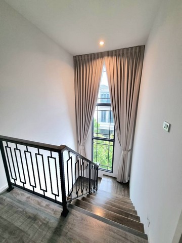ให้เช่า Luxury Duplex Home 3 ชั้น THE SONNE ศรีนครินทร์-บางนา หลังมุม 4 ห้องนอน เฉลิมพระเกีรติ ร.9 ซอย28 ใกล้สวนและ Club house 