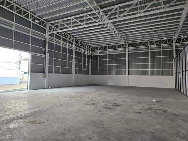 ให้เช่าโกดัง พื้นที่หลายขนาด ขนาดกลาง ขนาดใหญ่ ถนนกว้างรถใหญ่สามารถเข้าออกได้ ใกล้ทางด่วนท่าเรือคลองเตย พระราม4