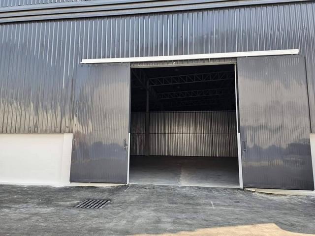 ให้เช่าโกดัง พื้นที่หลายขนาด ขนาดกลาง ขนาดใหญ่ ถนนกว้างรถใหญ่สามารถเข้าออกได้ ใกล้ทางด่วนท่าเรือคลองเตย พระราม4